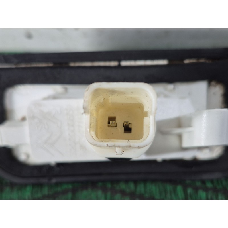 Recambio de piloto matricula para peugeot partner furgón/monospace 1.6 bluehdi 100 referencia OEM IAM   