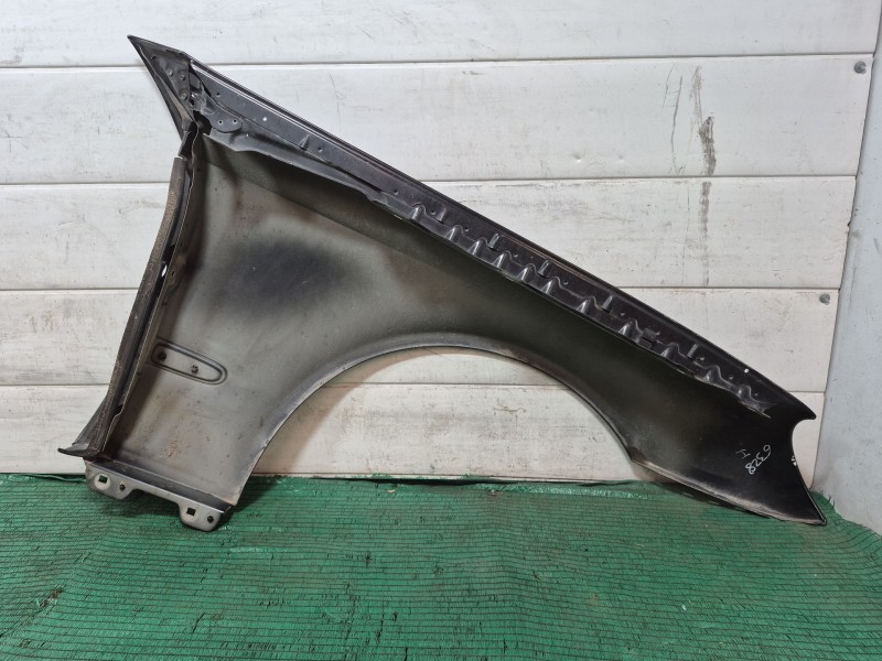 Recambio de aleta delantera izquierda para mercedes-benz clase e (w211) e 280 cdi (211.023) referencia OEM IAM   