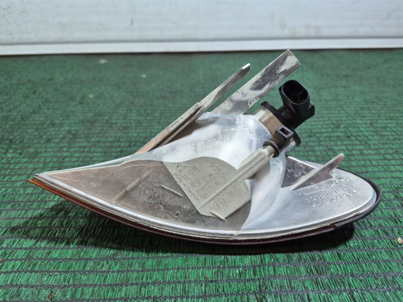 Recambio de piloto delantero derecho para bmw serie 3 berlina (e46) 320d referencia OEM IAM 1315106141 0311328002 6902766A