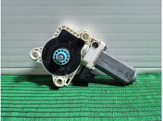 Recambio de motor elevalunas trasero izquierdo para mercedes-benz clase e (w211) e 280 cdi (211.020) referencia OEM IAM A2118202