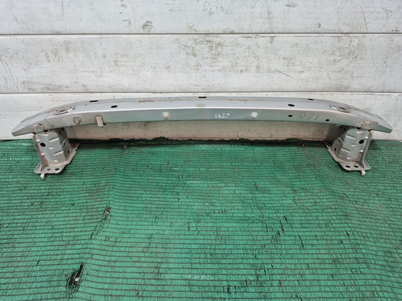 Recambio de refuerzo paragolpes delantero para toyota auris (_e15_) 1.6 (zre151_) referencia OEM IAM   