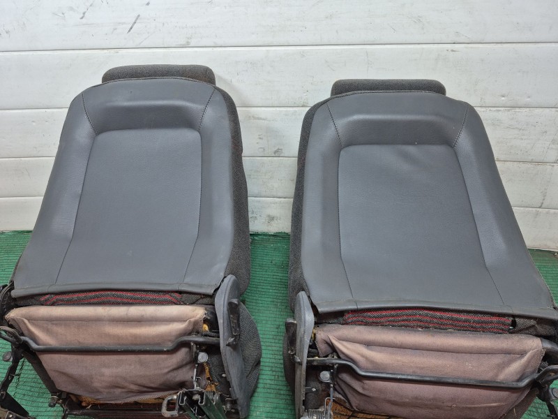 Recambio de asientos delanteros para peugeot 205 ii (20a/c) 1.6 gtx referencia OEM IAM   