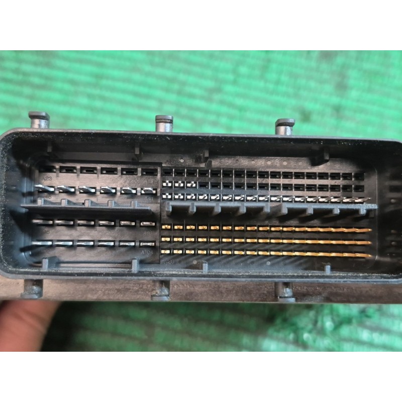 Recambio de centralita motor uce para toyota auris (_e15_) 1.6 (zre151_) referencia OEM IAM 8966102E71 MB2753000240 8966102E71