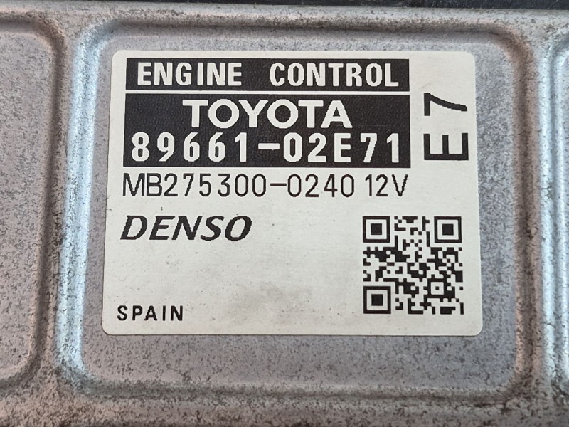 Recambio de centralita motor uce para toyota auris (_e15_) 1.6 (zre151_) referencia OEM IAM 8966102E71 MB2753000240 8966102E71