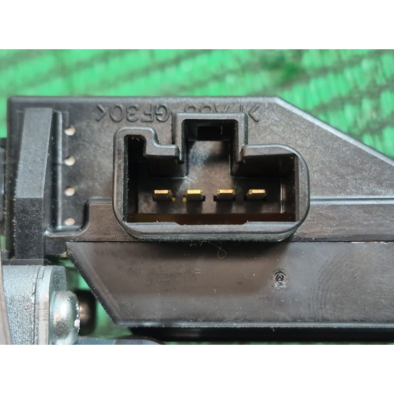 Recambio de motor limpia trasero para toyota auris (_e15_) 1.6 (zre151_) referencia OEM IAM   