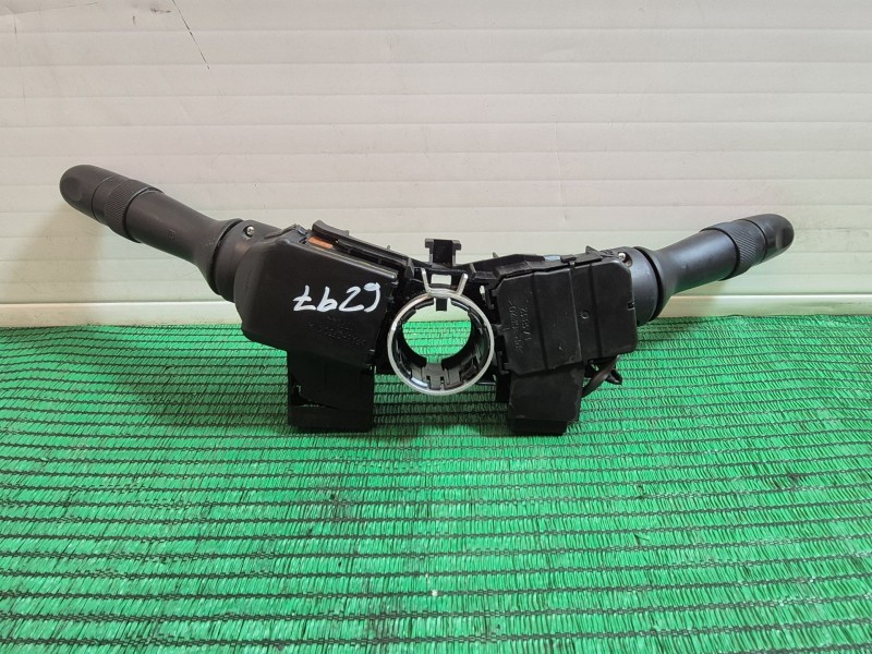 Recambio de mando limpia para toyota auris (_e15_) 1.6 (zre151_) referencia OEM IAM   