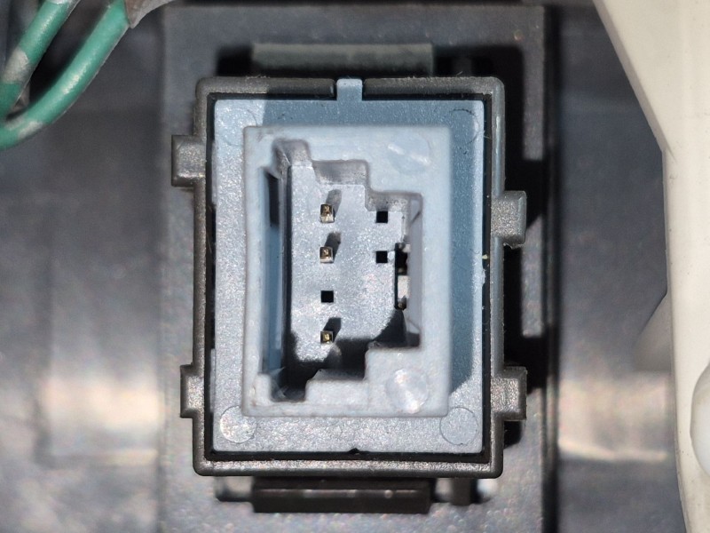 Recambio de guarnecidos palanca cambio para toyota auris (_e15_) 1.6 (zre151_) referencia OEM IAM   