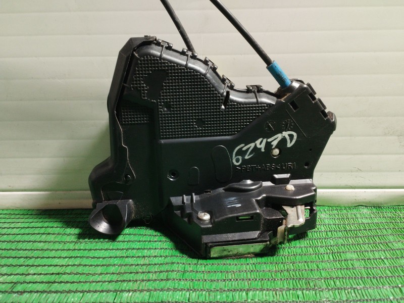 Recambio de cerradura puerta delantera derecha para toyota auris (_e15_) 1.6 (zre151_) referencia OEM IAM   