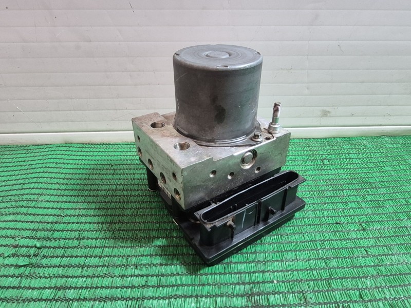 Recambio de abs para toyota auris (_e15_) 1.6 (zre151_) referencia OEM IAM   