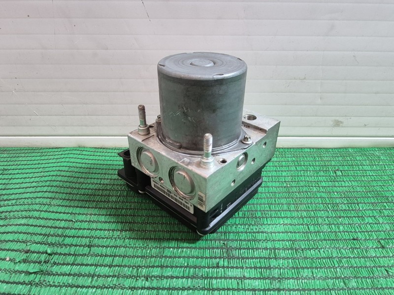 Recambio de abs para toyota auris (_e15_) 1.6 (zre151_) referencia OEM IAM   
