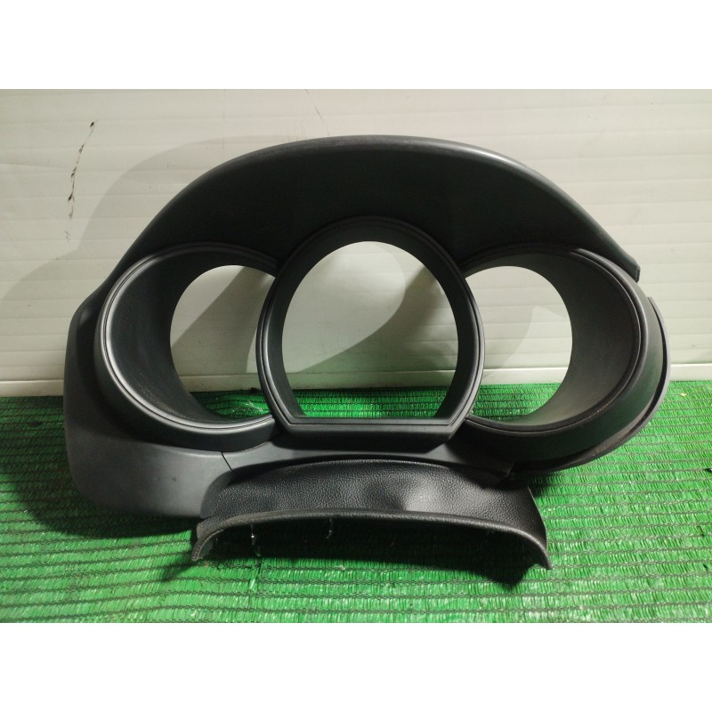 Recambio de moldura cuadro instrumentos para kia rio iii (ub) 1.1 crdi referencia OEM IAM   