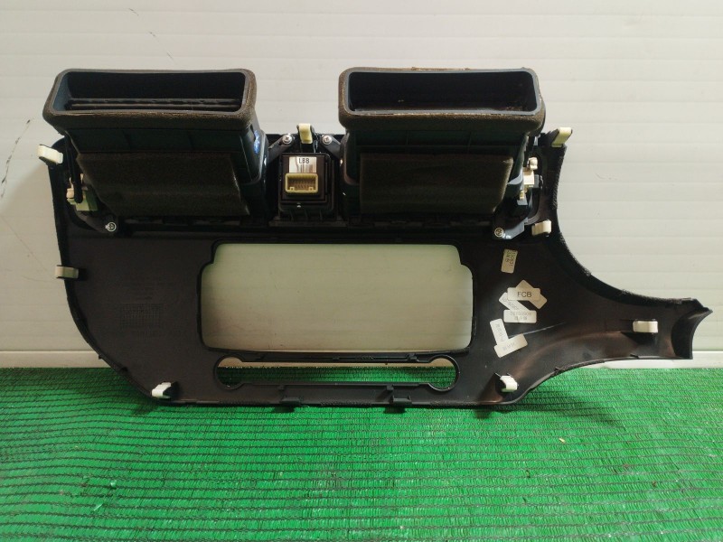 Recambio de rejilla aireadora para kia rio iii (ub) 1.1 crdi referencia OEM IAM   