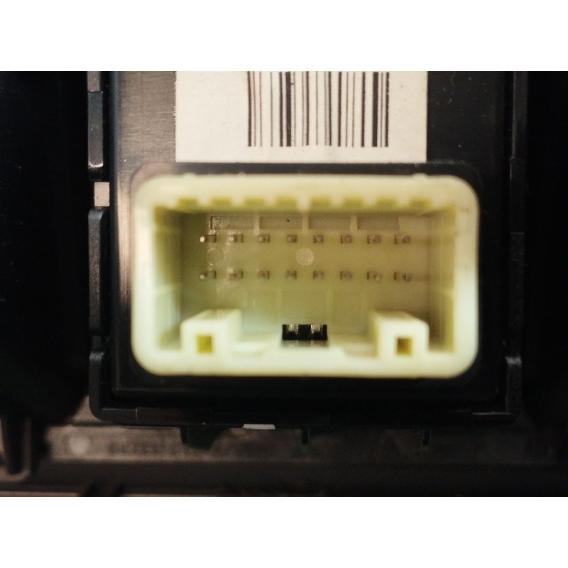 Recambio de rejilla aireadora para kia rio iii (ub) 1.1 crdi referencia OEM IAM   