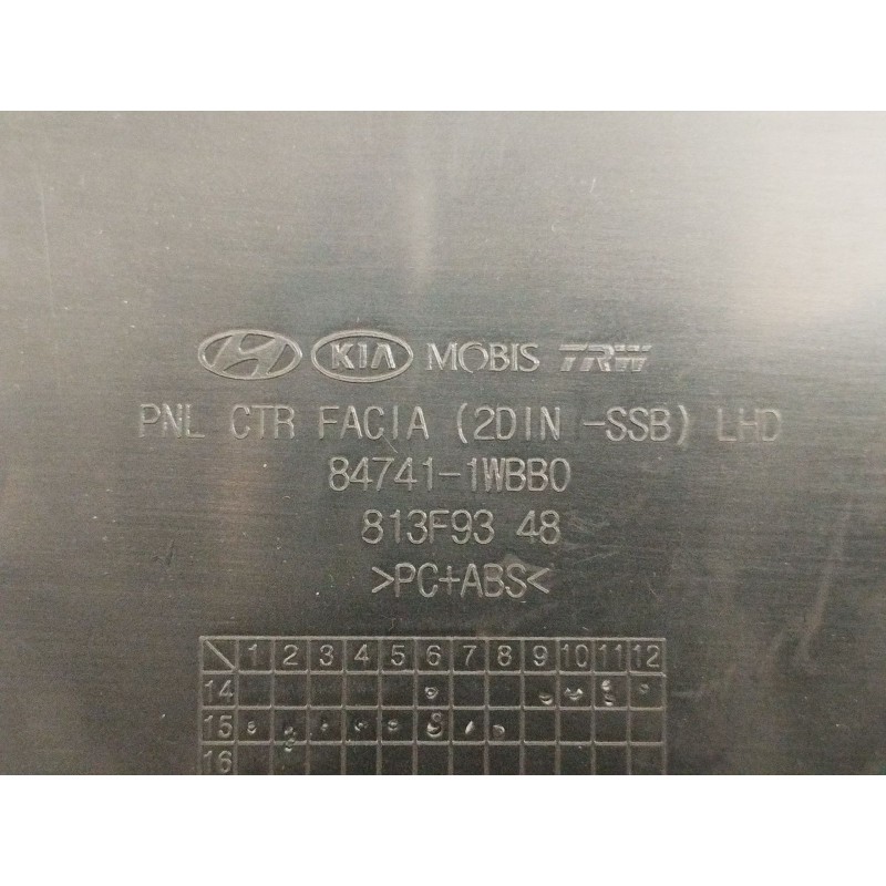 Recambio de rejilla aireadora para kia rio iii (ub) 1.1 crdi referencia OEM IAM   