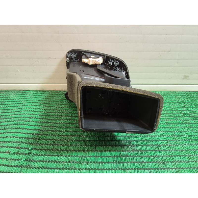 Recambio de rejilla aireadora para kia rio iii (ub) 1.1 crdi referencia OEM IAM   