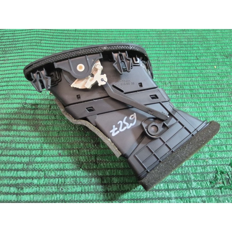 Recambio de rejilla aireadora para kia rio iii (ub) 1.1 crdi referencia OEM IAM   