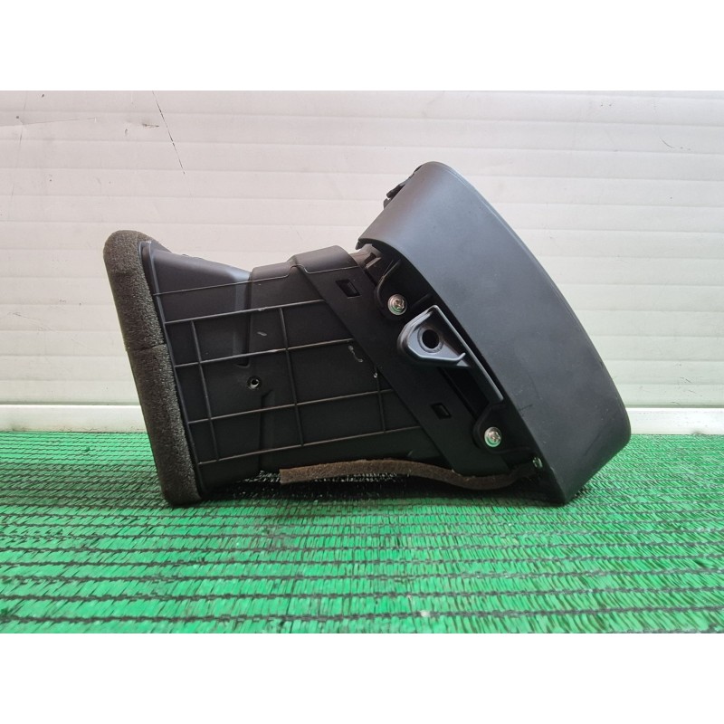 Recambio de rejilla aireadora para kia rio iii (ub) 1.1 crdi referencia OEM IAM   