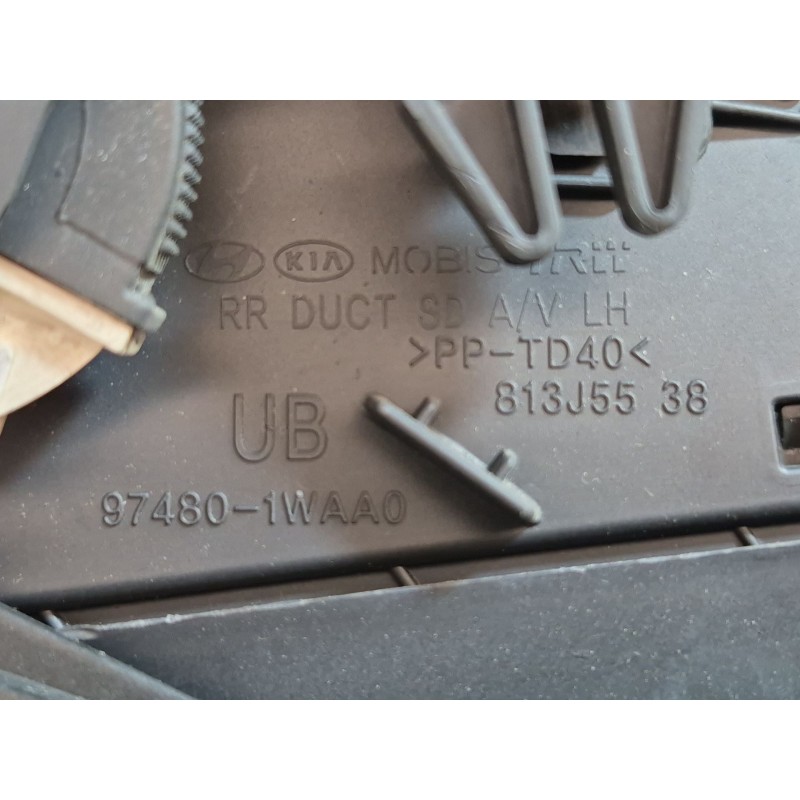 Recambio de rejilla aireadora para kia rio iii (ub) 1.1 crdi referencia OEM IAM   
