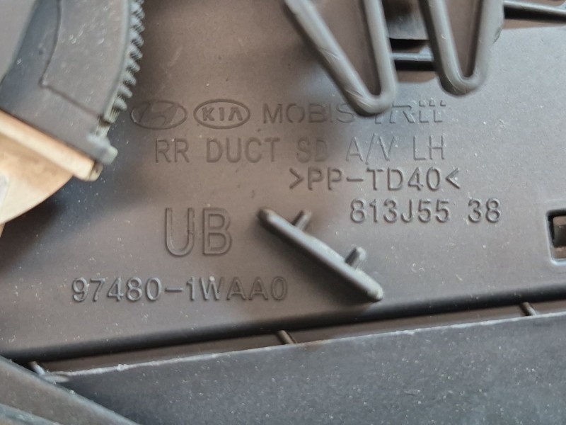 Recambio de rejilla aireadora para kia rio iii (ub) 1.1 crdi referencia OEM IAM   