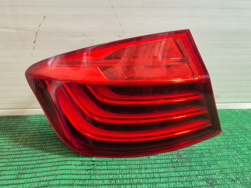 Recambio de piloto trasero izquierdo para bmw 5 (f10) 525 d xdrive referencia OEM IAM   