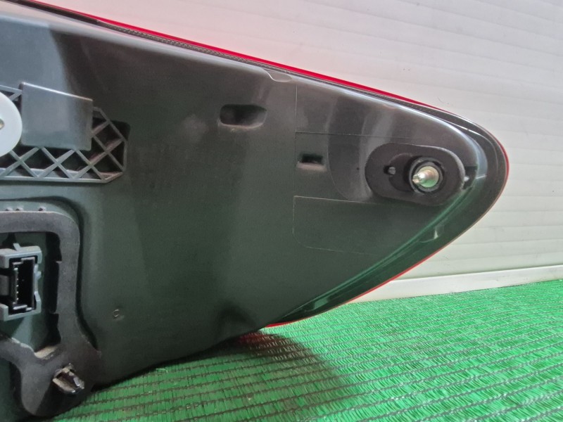 Recambio de piloto trasero izquierdo para bmw 5 (f10) 525 d xdrive referencia OEM IAM   