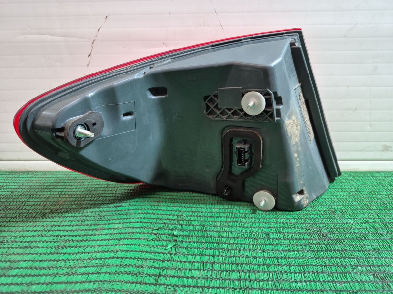 Recambio de piloto trasero derecho para bmw 5 (f10) 525 d xdrive referencia OEM IAM   