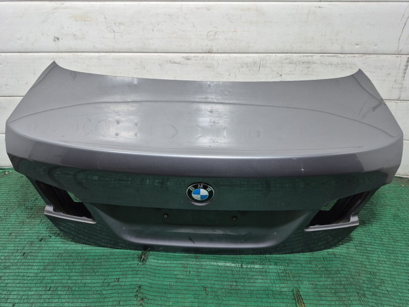 Recambio de tapa maletero para bmw 5 (f10) 525 d xdrive referencia OEM IAM   