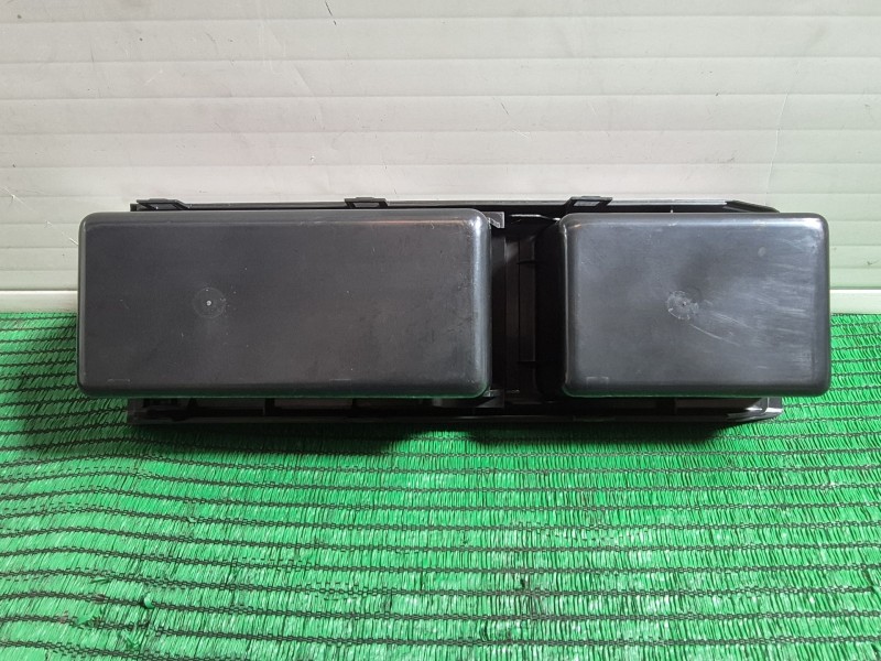 Recambio de compartimento consola central para bmw 3 (e46) 316 i referencia OEM IAM   