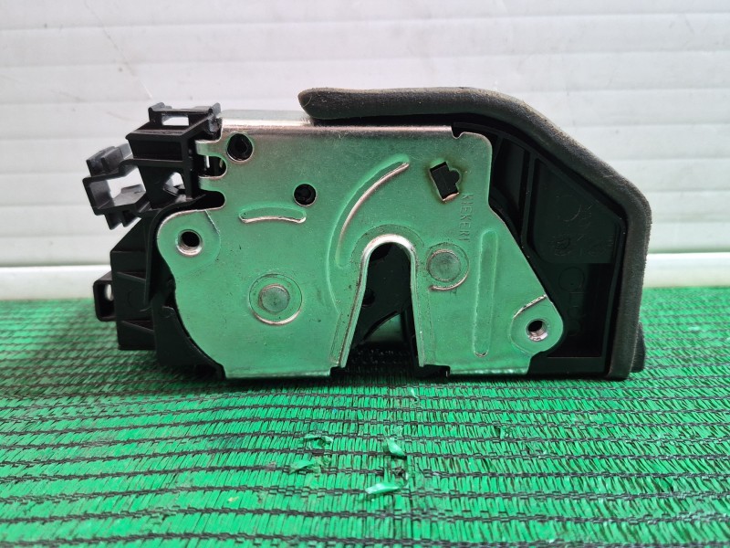Recambio de cerradura puerta trasera izquierda para bmw 5 (f10) 525 d xdrive referencia OEM IAM   