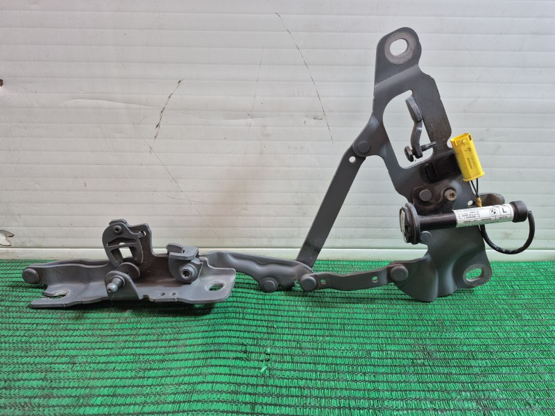 Recambio de visagra capo izq para bmw 5 (f10) 525 d xdrive referencia OEM IAM   