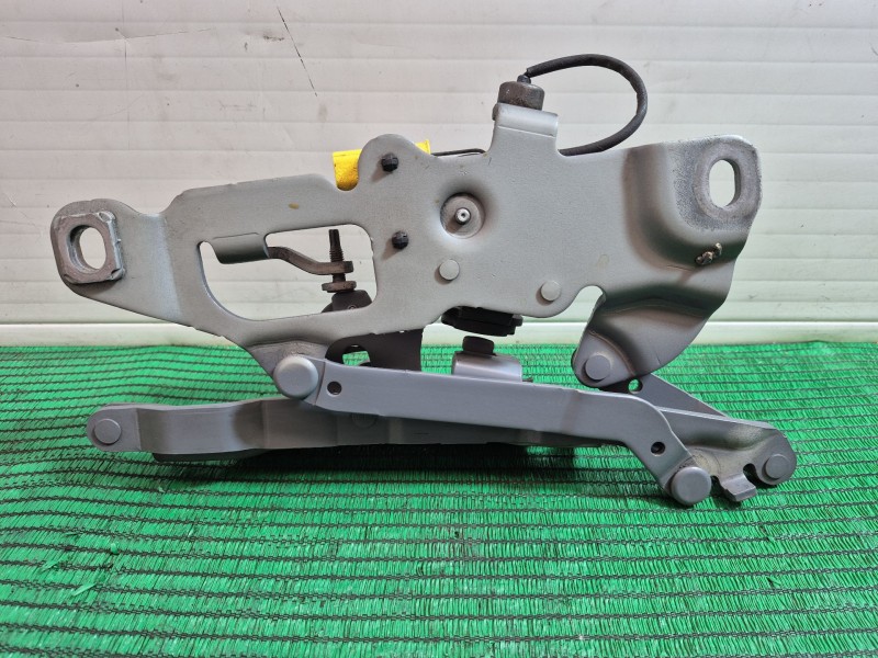 Recambio de visagra capo der para bmw 5 (f10) 525 d xdrive referencia OEM IAM 724988809 0589P1000095 724988809
