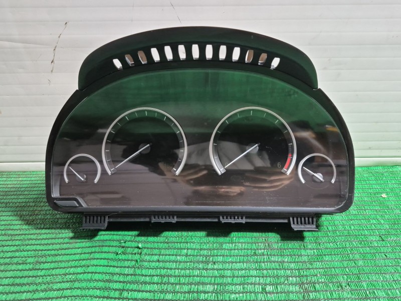 Recambio de cuadro instrumentos para bmw 5 (f10) 525 d xdrive referencia OEM IAM   