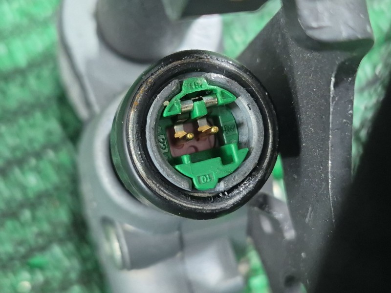Recambio de cinturon seguridad delantero derecho para bmw 5 (f10) 525 d xdrive referencia OEM IAM   