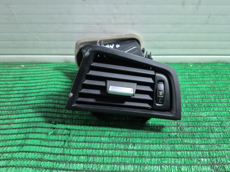 Recambio de rejilla aireadora para bmw 5 (f10) 525 d xdrive referencia OEM IAM   