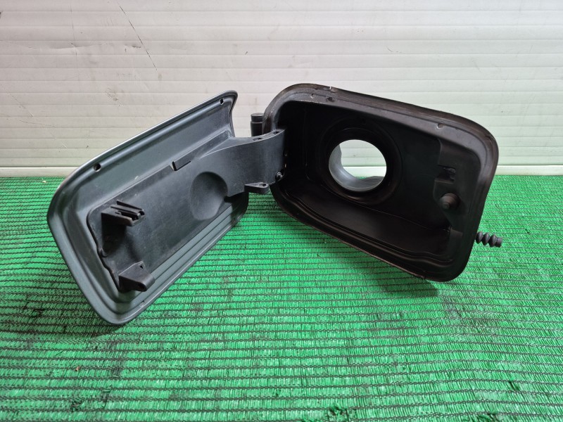 Recambio de tapa exterior combustible para bmw 5 (f10) 525 d xdrive referencia OEM IAM   