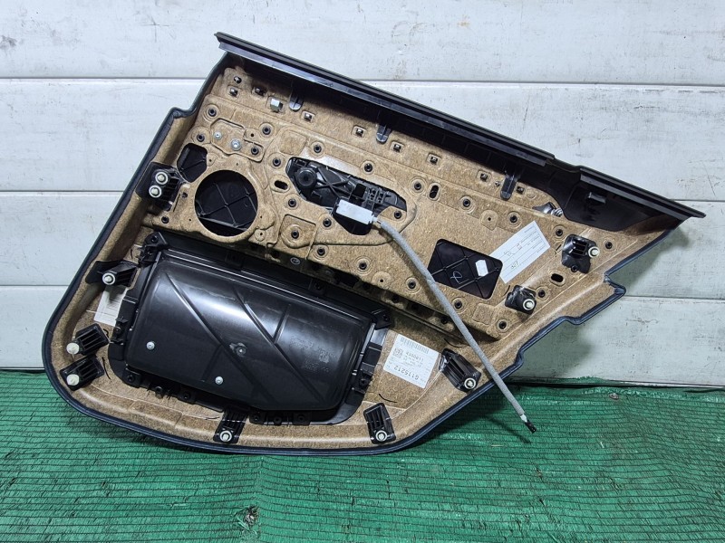 Recambio de guarnecido puerta trasera izquierda para bmw 5 (f10) 525 d xdrive referencia OEM IAM   