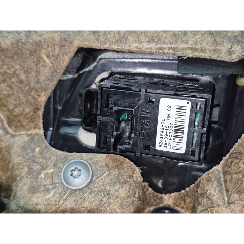 Recambio de guarnecido puerta delantera izquierda para bmw 5 (f10) 525 d xdrive referencia OEM IAM   