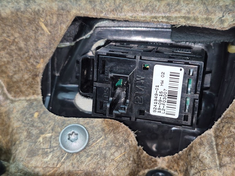 Recambio de guarnecido puerta delantera izquierda para bmw 5 (f10) 525 d xdrive referencia OEM IAM   