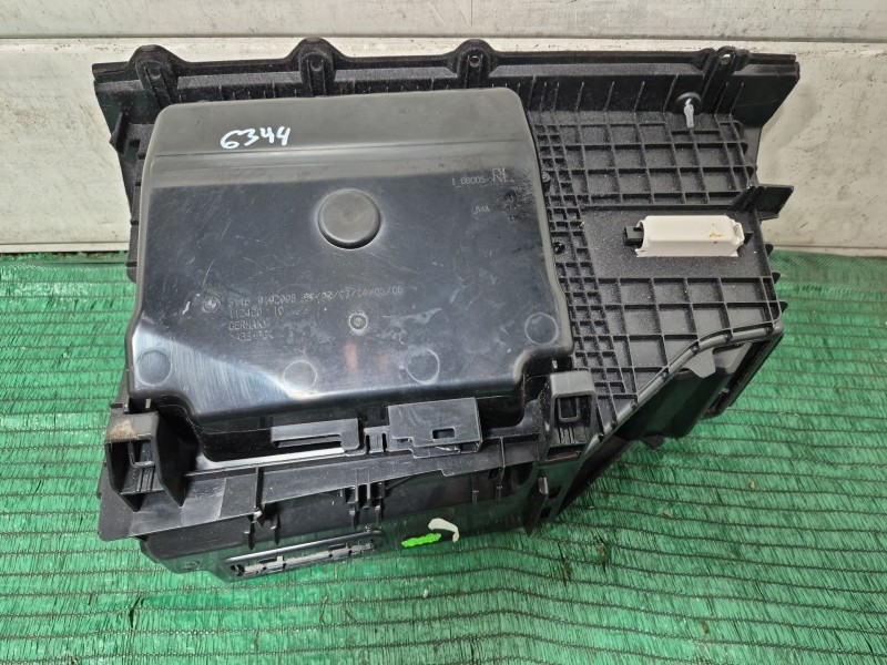 Recambio de guantera para bmw 5 (f10) 525 d xdrive referencia OEM IAM   
