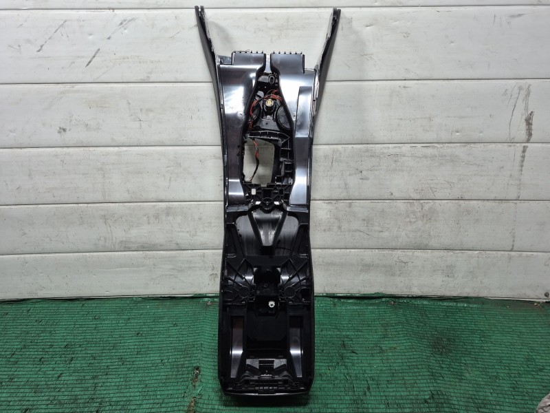 Recambio de consola central trasera para bmw 5 (f10) 525 d xdrive referencia OEM IAM   