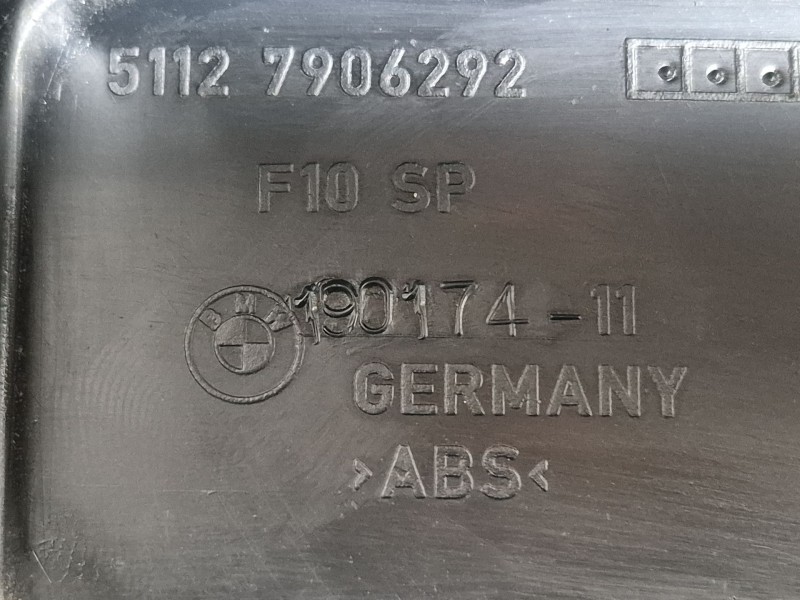 Recambio de molduras traseras para bmw 5 (f10) 525 d xdrive referencia OEM IAM   