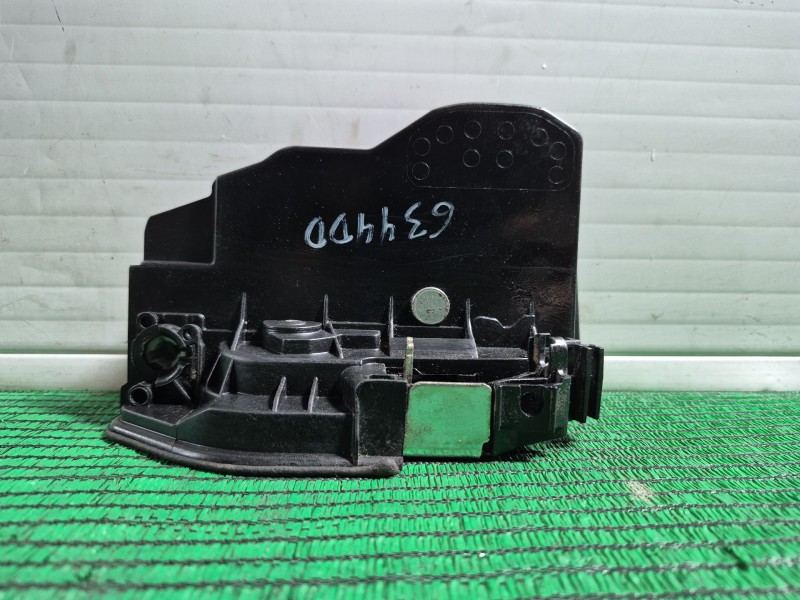 Recambio de cerradura puerta delantera derecha para bmw 5 (f10) 525 d xdrive referencia OEM IAM A053702 A053702 A053702
