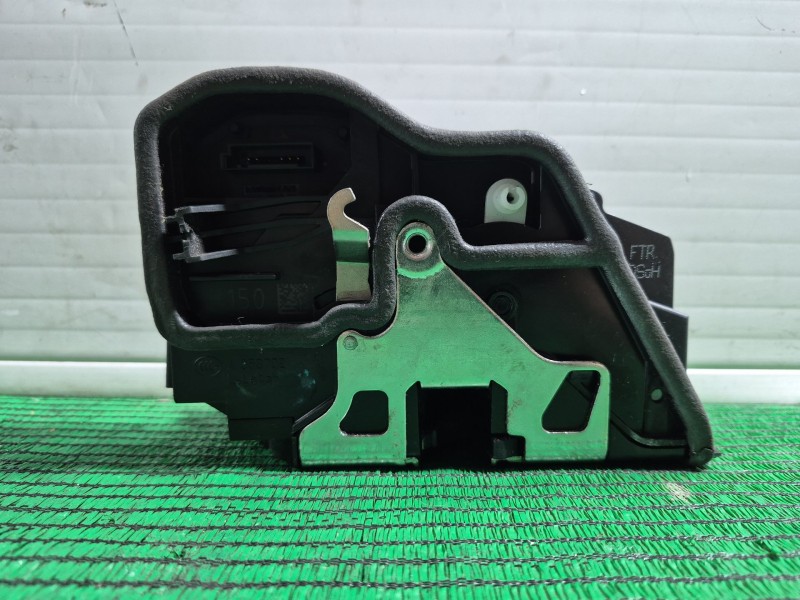 Recambio de cerradura puerta delantera derecha para bmw 5 (f10) 525 d xdrive referencia OEM IAM A053702 A053702 A053702