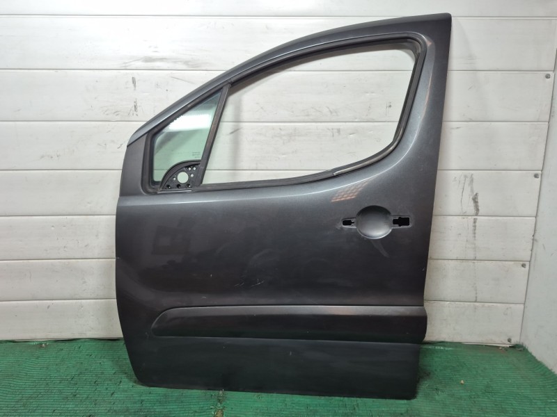 Recambio de puerta delantera izquierda para peugeot partner furgón/monospace 1.6 bluehdi 100 referencia OEM IAM   