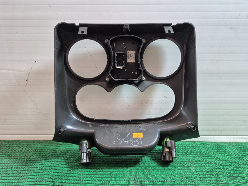 Recambio de moldura salpicadero para peugeot partner furgón/monospace 1.6 bluehdi 100 referencia OEM IAM   