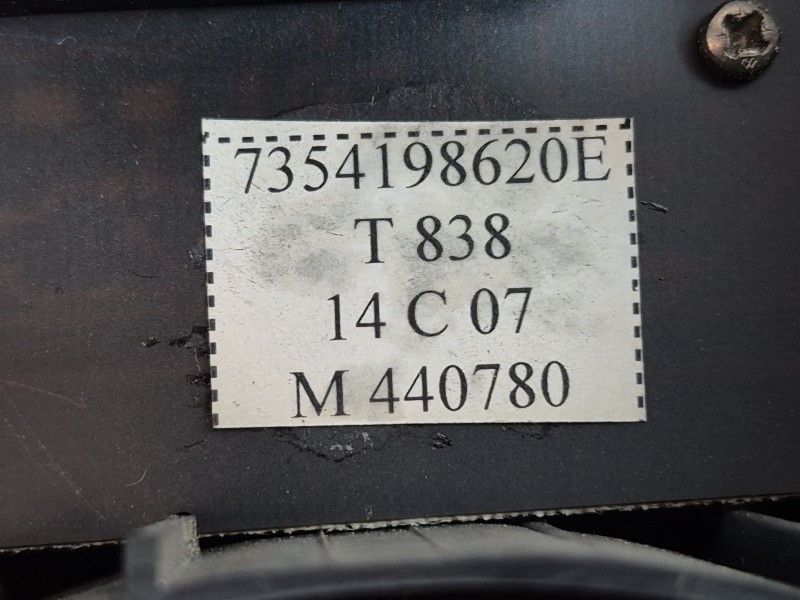 Recambio de moldura salpicadero para peugeot partner furgón/monospace 1.6 bluehdi 100 referencia OEM IAM   