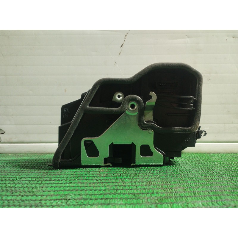Recambio de cerradura puerta delantera izquierda para bmw 5 (f10) 525 d xdrive referencia OEM IAM   