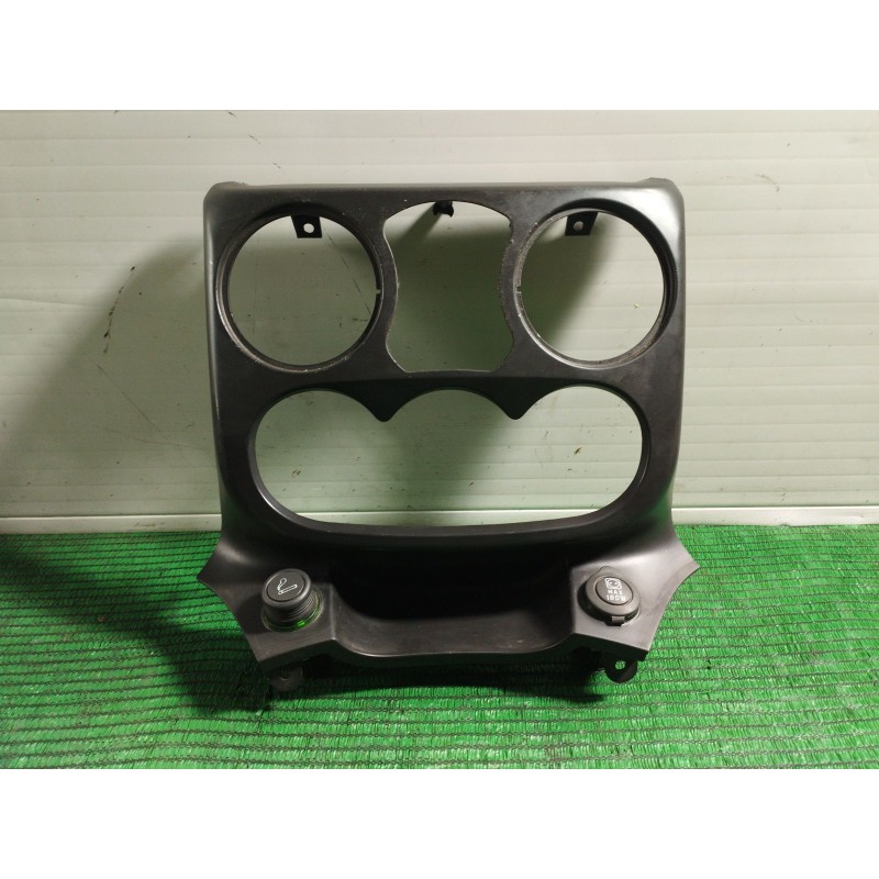 Recambio de moldura salpicadero para fiat doblo monospace (119_, 223_) 1.9 jtd referencia OEM IAM 735301985 7354198620E 73530198