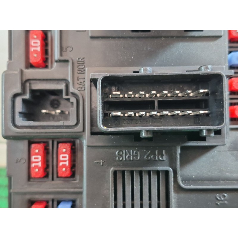 Recambio de caja reles / fusibles para citroën xsara picasso (n68) 1.6 referencia OEM IAM   