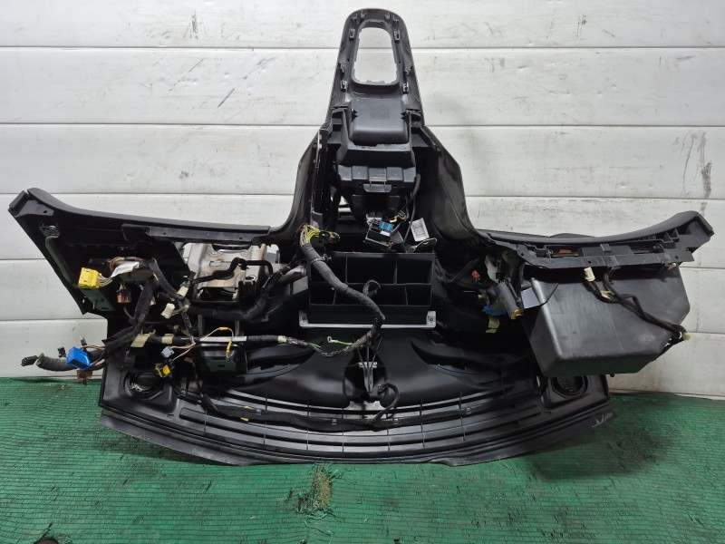 Recambio de salpicadero para citroën c3 ii (sc_) 1.2 vti 82 referencia OEM IAM   